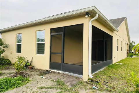 Villa ou maison à vendre à Kissimmee, Floride: 3 chambres, 121.05 m2 № 2125727 - photo 12