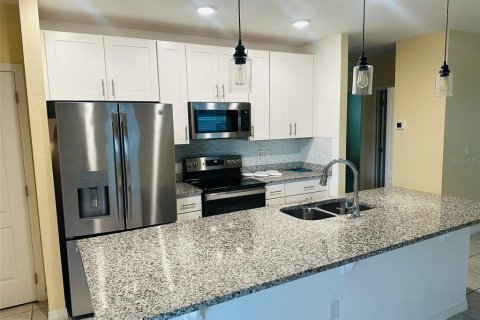 Villa ou maison à vendre à Kissimmee, Floride: 3 chambres, 121.05 m2 № 2125727 - photo 8