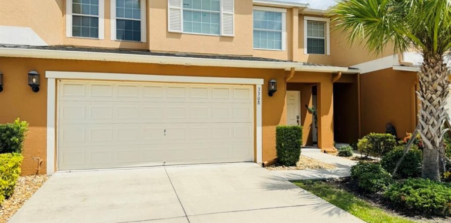 Townhouse in Orlando, Florida 4 bedrooms, 209.03 sq.m. № 1880724