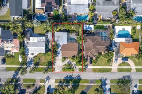 Casa en alquiler en Deerfield Beach, Florida, 3 dormitorios, 139.91 m2 № 2046528 - foto 6