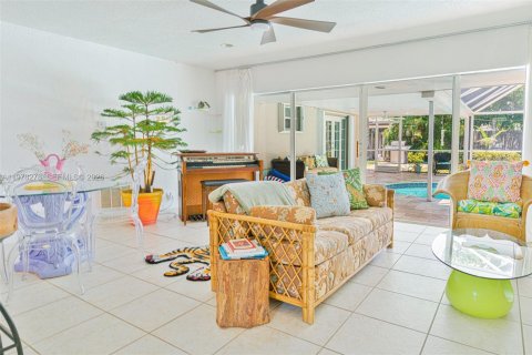 Casa en alquiler en Deerfield Beach, Florida, 3 dormitorios, 139.91 m2 № 2046528 - foto 8