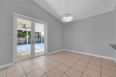 House in Miramar, Florida 3 bedrooms, 143.26 sq.m. № 2008343 - photo 16