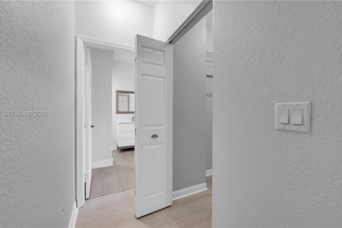 House in Miramar, Florida 3 bedrooms, 143.26 sq.m. № 2008343 - photo 25