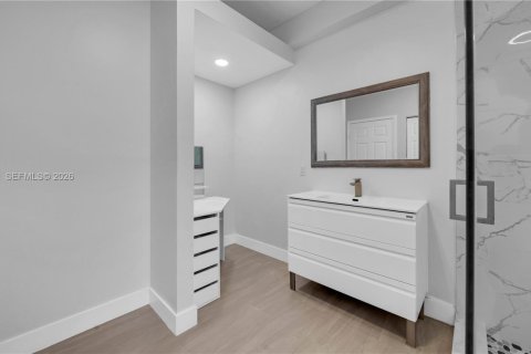 House in Miramar, Florida 3 bedrooms, 143.26 sq.m. № 2008343 - photo 27