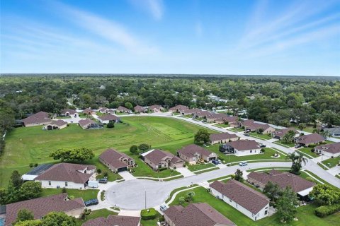 Купить виллу или дом в Гудзон, Флорида 6 комнат, 150.69м2, № 1841624 - фото 11