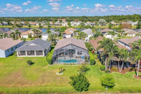 House in Port St. Lucie, Florida 3 bedrooms, 140.56 sq.m. № 2083400 - photo 28