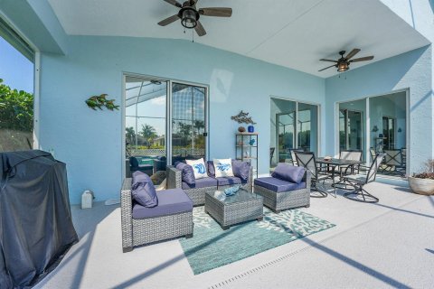 House in Port St. Lucie, Florida 3 bedrooms, 140.56 sq.m. № 2083400 - photo 5