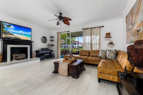Townhouse in Naples, Florida 3 bedrooms, 159.33 sq.m. № 1823324 - photo 5