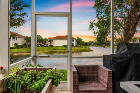 Townhouse in Naples, Florida 3 bedrooms, 159.33 sq.m. № 1823324 - photo 13