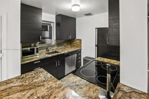 Купить кондоминиум в Майами-Бич, Флорида 1 спальня, 73.39м2, № 1977391 - фото 9