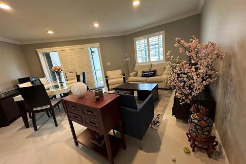 Townhouse in Deerfield Beach, Florida 2 bedrooms, 132.85 sq.m. № 2252366 - photo 10