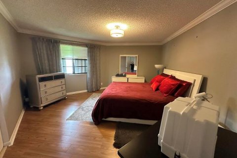 Townhouse in Deerfield Beach, Florida 2 bedrooms, 132.85 sq.m. № 2252366 - photo 21