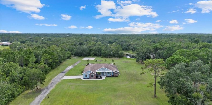 Casa en Myakka City, Florida 3 dormitorios, 278.52 m2 № 1875834