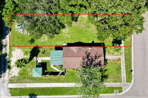 Купить земельный участок в Сент-Питерсберг, Флорида № 1906816 - фото 2