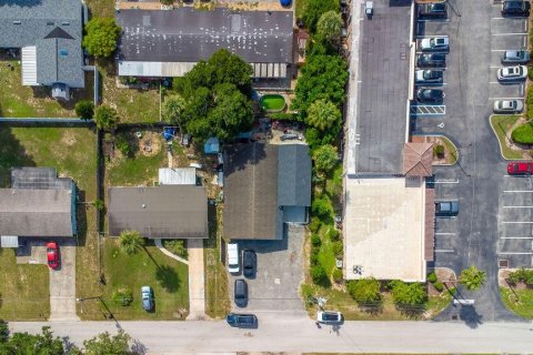 Propiedad comercial en venta en Ormond Beach, Florida, 139.35 m2 № 1751726 - foto 6