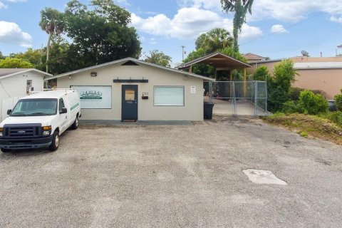 Propiedad comercial en venta en Ormond Beach, Florida, 139.35 m2 № 1751726 - foto 13