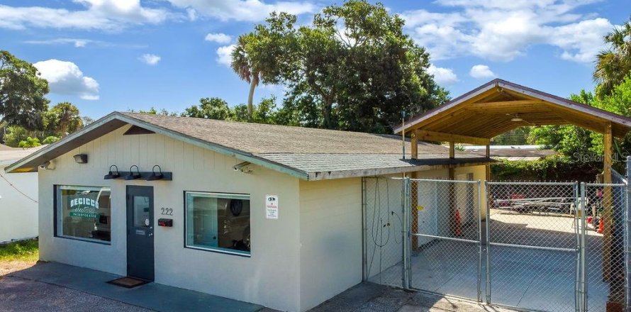 Propiedad comercial en Ormond Beach, Florida 139.35 m2 № 1751726