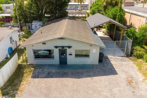Propiedad comercial en venta en Ormond Beach, Florida, 139.35 m2 № 1751726 - foto 4