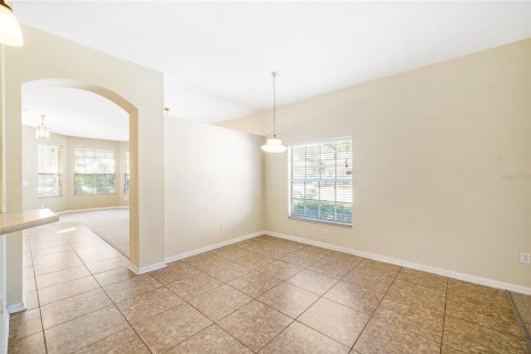 Casa en alquiler en Oviedo, Florida, 3 dormitorios, 210.14 m2 № 1914648 - foto 4