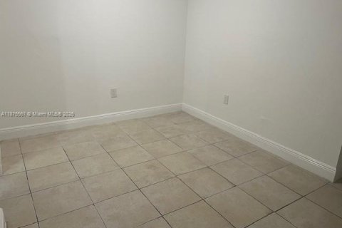 Copropriété à louer à Miami, Floride: 2 chambres, 94.95 m2 № 1926460 - photo 8
