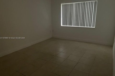 Copropriété à louer à Miami, Floride: 2 chambres, 94.95 m2 № 1926460 - photo 10