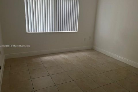 Copropriété à louer à Miami, Floride: 2 chambres, 94.95 m2 № 1926460 - photo 11