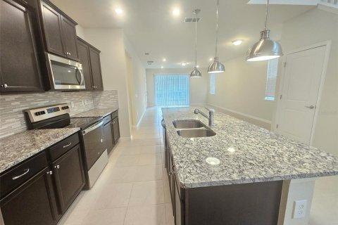 Villa ou maison à vendre à Davenport, Floride: 6 chambres, 288.37 m2 № 2410442 - photo 8