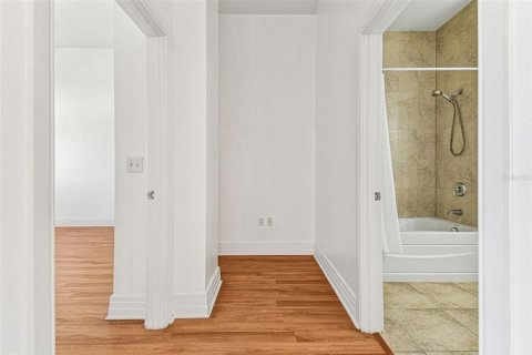 Купить кондоминиум в Тампа, Флорида 3 комнаты, 95.88м2, № 2094414 - фото 10