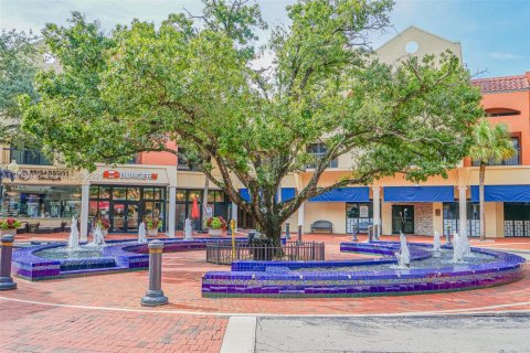 Купить виллу или дом в Майами-Лейкс, Флорида 2 спальни, 73.39м2, № 2033676 - фото 28