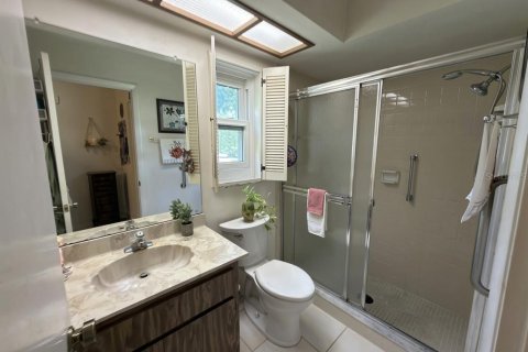 House in Palm Harbor, Florida 2 bedrooms, 127.83 sq.m. № 2393379 - photo 11