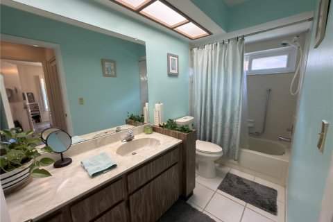 House in Palm Harbor, Florida 2 bedrooms, 127.83 sq.m. № 2393379 - photo 19