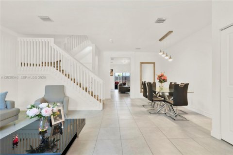 Touwnhouse à vendre à Homestead, Floride: 3 chambres, 149.76 m2 № 2260460 - photo 7