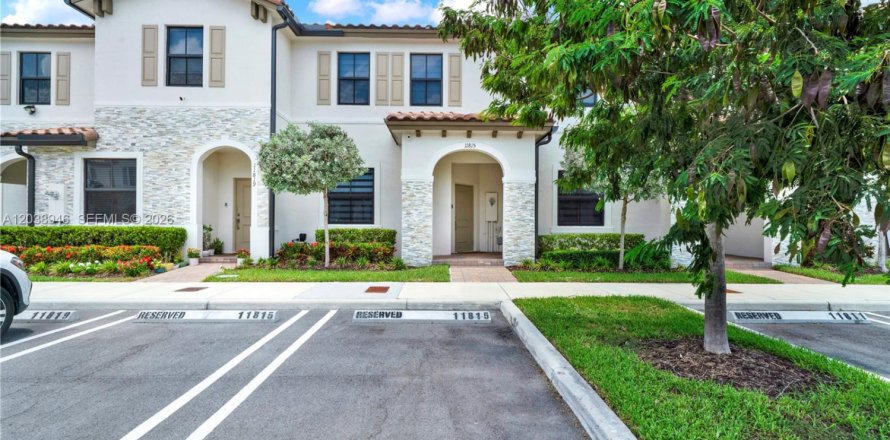 Touwnhouse à Homestead, Floride 3 chambres, 149.76 m2 № 2260460