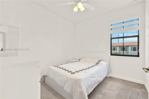 Touwnhouse à vendre à Homestead, Floride: 3 chambres, 149.76 m2 № 2260460 - photo 19