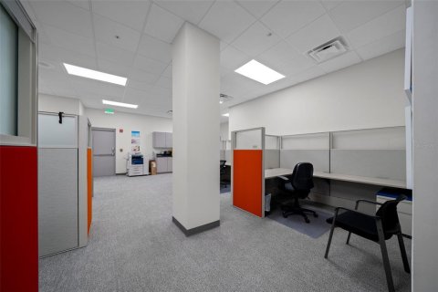 Propiedad comercial en alquiler en Ocala, Florida, 867.71 m2 № 1685121 - foto 23