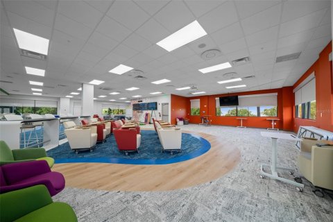 Propiedad comercial en alquiler en Ocala, Florida, 867.71 m2 № 1685121 - foto 5