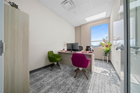Propiedad comercial en alquiler en Ocala, Florida, 867.71 m2 № 1685121 - foto 17