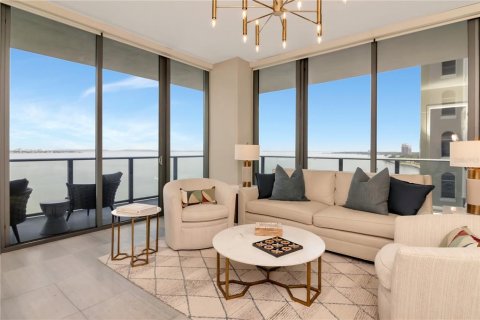 Condominio en venta en Tampa, Florida, 3 dormitorios, 273.13 m2 № 2097156 - foto 14
