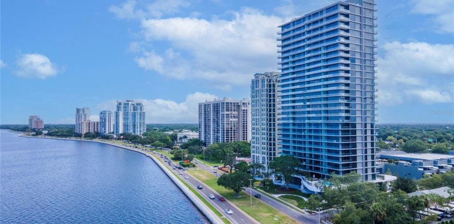 Condominio en Tampa, Florida, 3 dormitorios  № 2097156