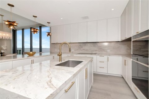 Condominio en venta en Tampa, Florida, 3 dormitorios, 273.13 m2 № 2097156 - foto 10