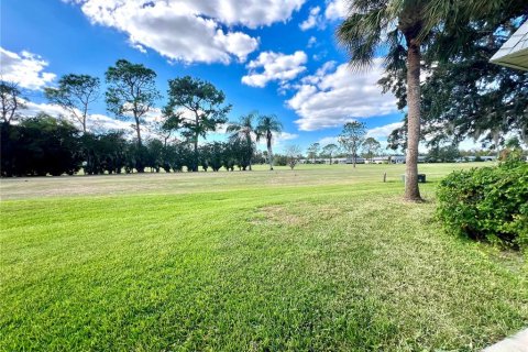 Condo in New Port Richey, Florida, 2 bedrooms  № 1771620 - photo 22
