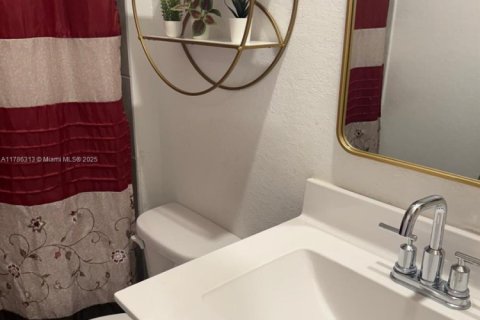 Touwnhouse à vendre à Homestead, Floride: 4 chambres, 127.65 m2 № 1958802 - photo 16