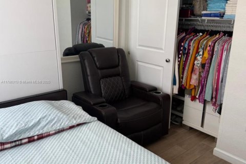 Touwnhouse à vendre à Homestead, Floride: 4 chambres, 127.65 m2 № 1958802 - photo 14