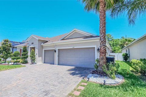 House in Orlando, Florida 4 bedrooms, 271.37 sq.m. № 2218506 - photo 2
