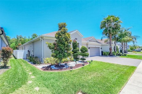 House in Orlando, Florida 4 bedrooms, 271.37 sq.m. № 2218506 - photo 3