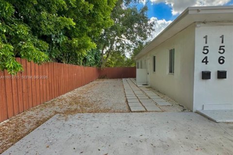 Appartement à louer à Miami, Floride: 2 chambres, 69.68 m2 № 2033261 - photo 3