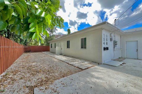 Apartment in Miami, Florida 2 bedrooms, 69.68 sq.m. № 2033261