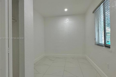Appartement à louer à Miami, Floride: 2 chambres, 69.68 m2 № 2033261 - photo 15