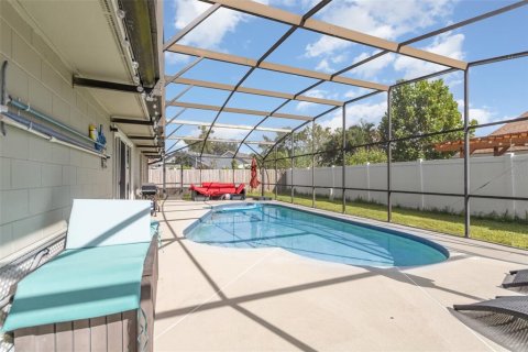 House in Orlando, Florida 4 bedrooms, 189.43 sq.m. № 1918046 - photo 19