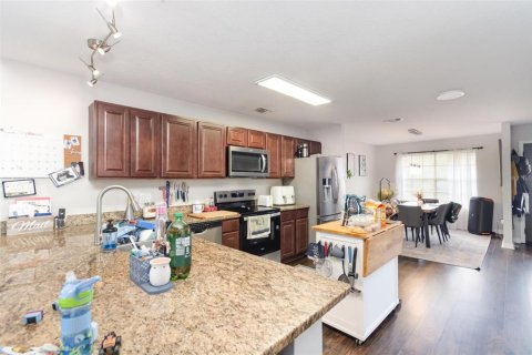 House in Orlando, Florida 4 bedrooms, 189.43 sq.m. № 1918046 - photo 7